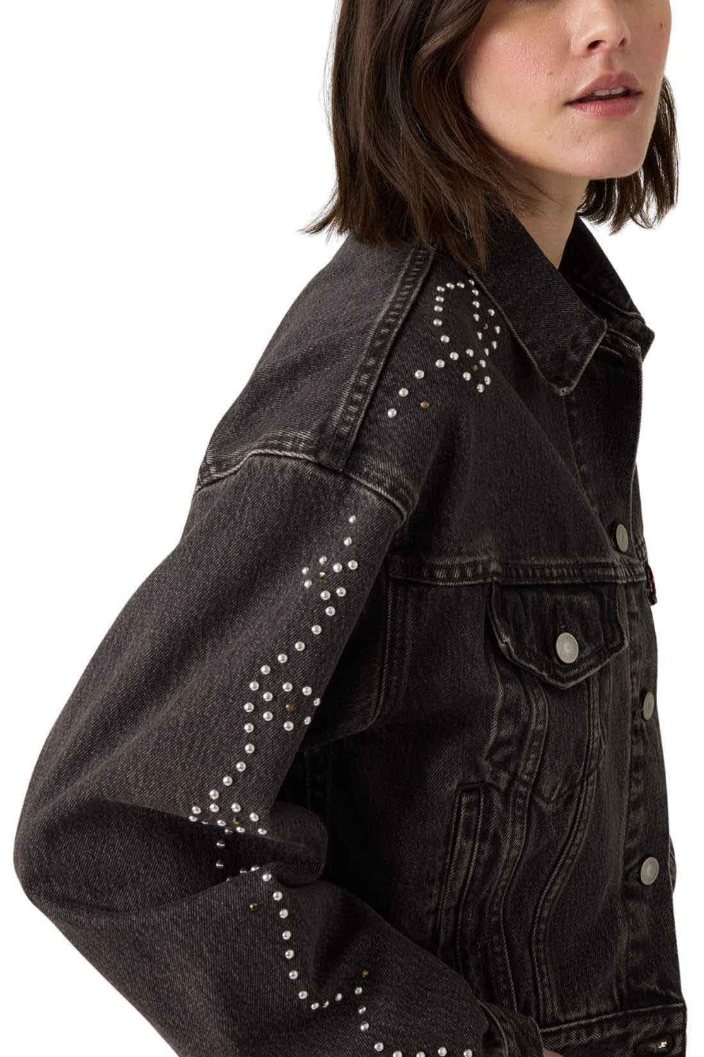LEVI'S - Women's Trucker Shrunken ’90s jacket with studs-6