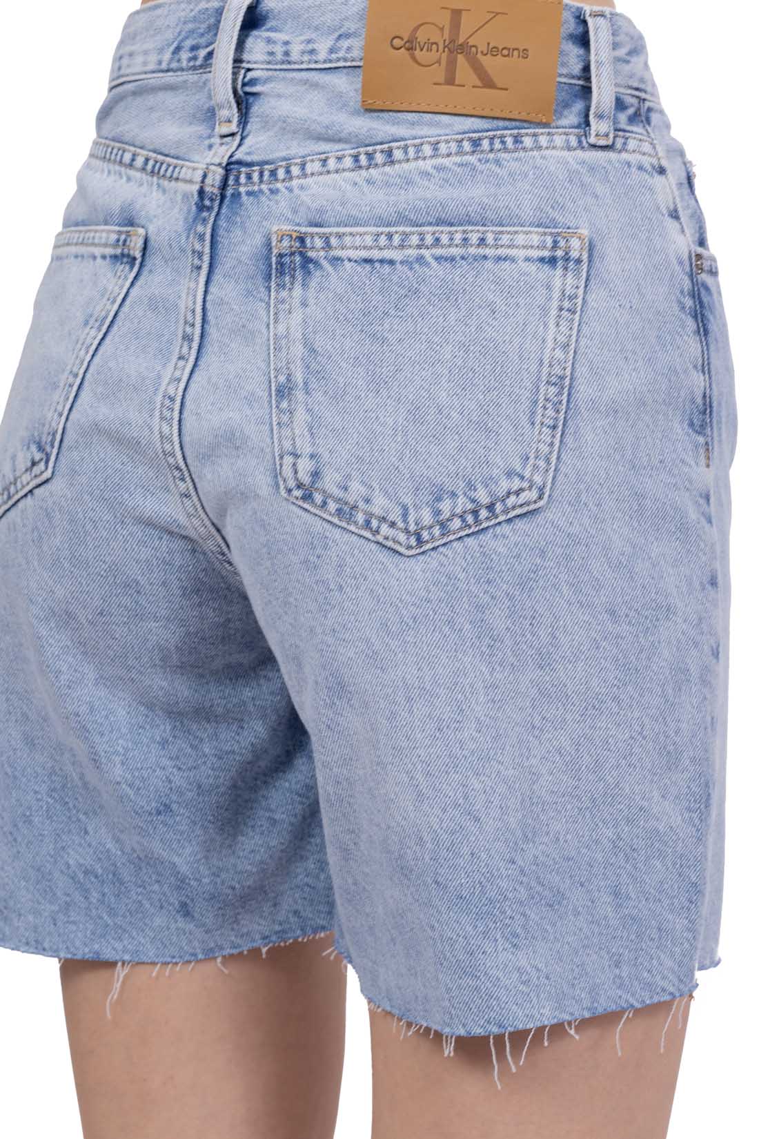 CALVIN KLEIN JEANS - Women's relaxed denim Bermuda shorts-8